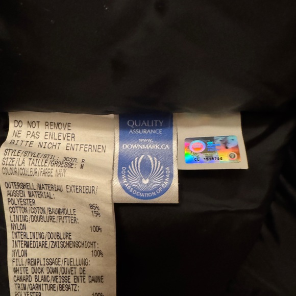 Like New Canada Goose Women’s Victoria Dark Navy Ski Parka with Detachable Fur - Picture 8 of 12